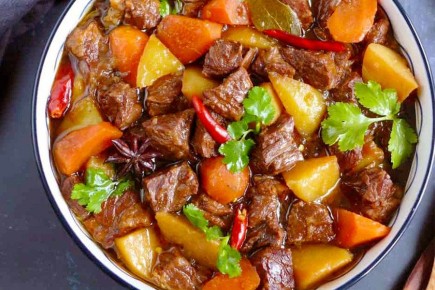 Говядина тушеная с картофелем