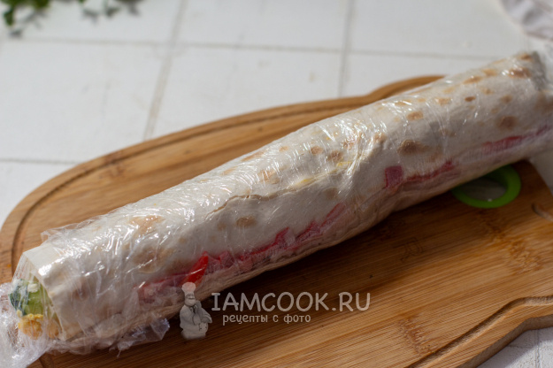 Рулет, который исчезает за считанные минуты: яркий вкус и эффектный разрез