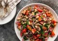 Турецкий салат с белой фасолью: легкий и вкусный вариант для летнего обеда