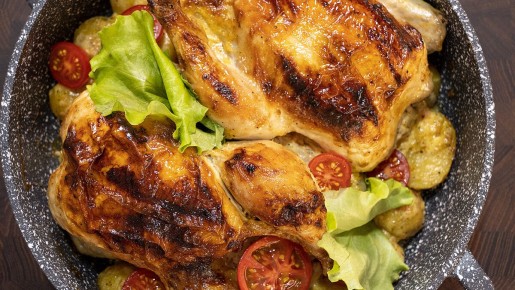 Как вкусно запечь курицу для новогоднего стола