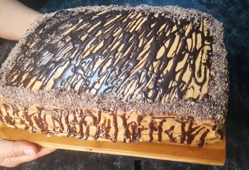 Простой и вкусный торт без яиц для чаепития