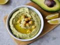 Удивительный хумус с авокадо и оливками: вкус, который запомнится