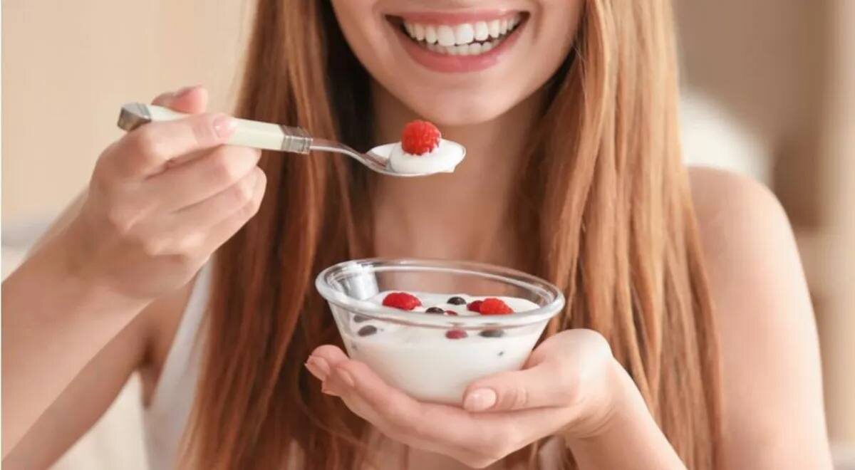 Как сохранить результаты чистки зубов: продукты и напитки под запретом