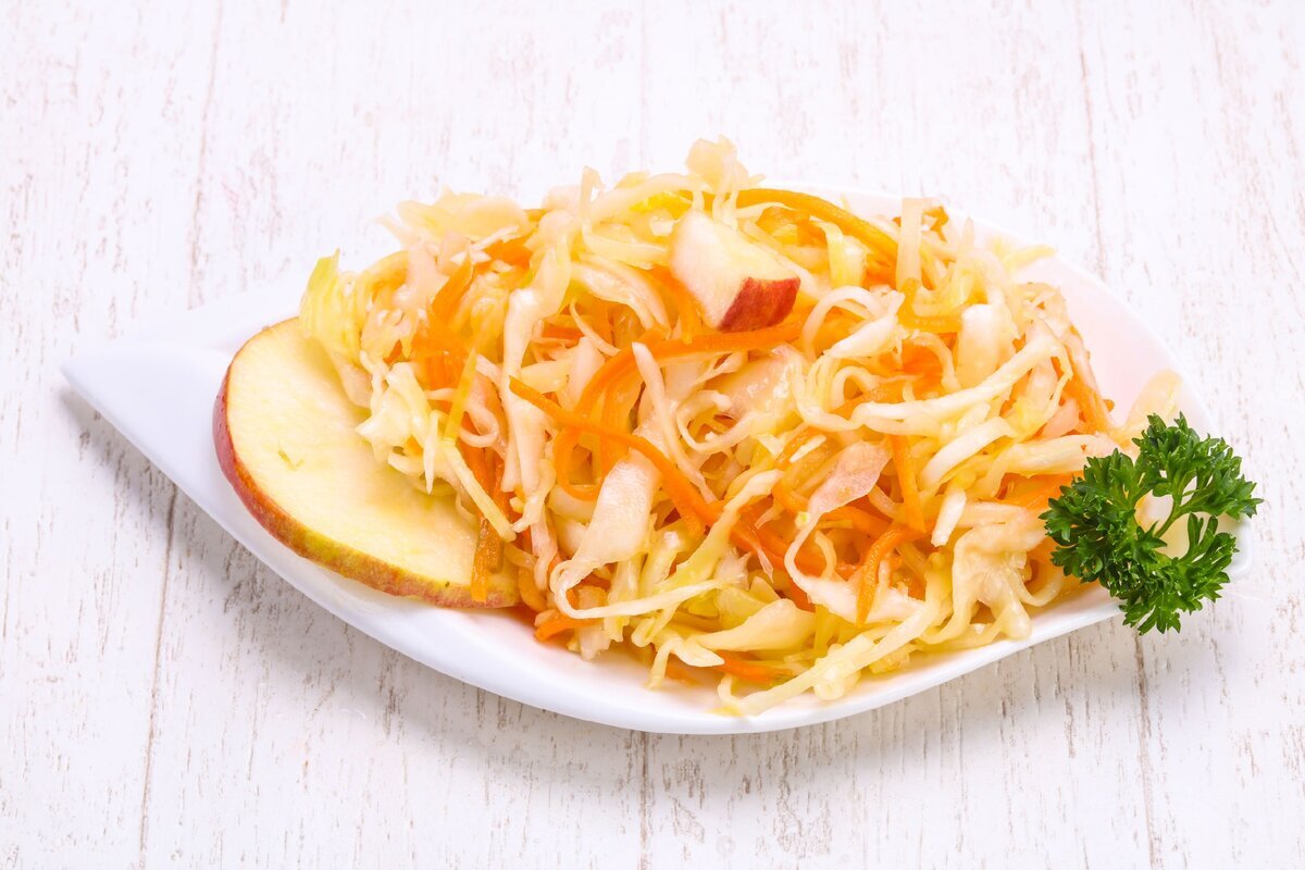 Как правильно заквасить капусту на зиму: секреты и советы