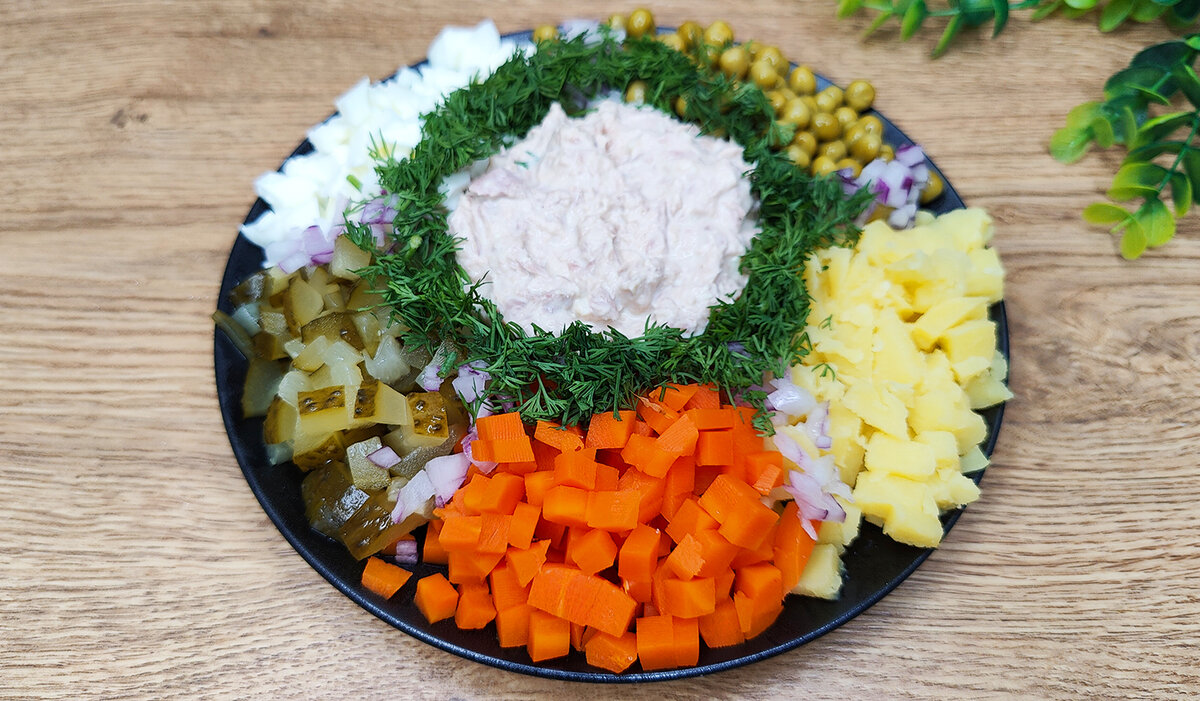 Вкусный салат "Лепесток": оригинальный рецепт для праздников