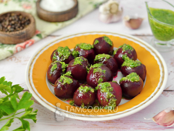 Неповторимые салаты из свеклы: простота и разнообразие на каждый день