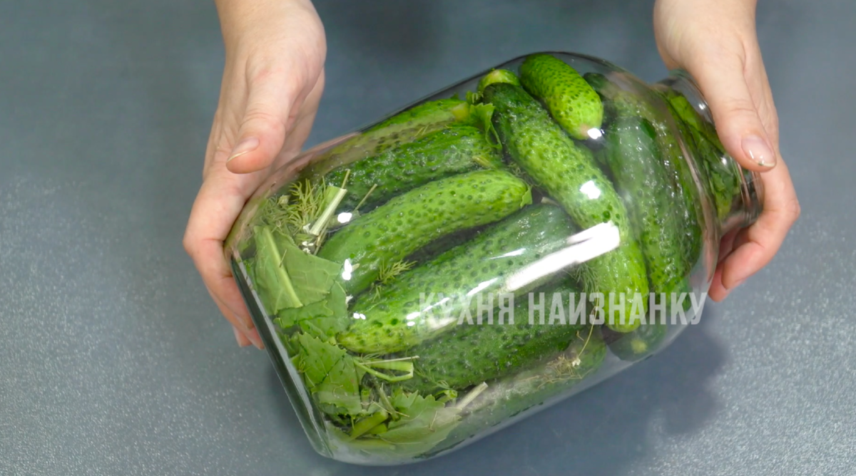 Как просто засолить огурцы на зиму: хитрости без кипятка и уксуса