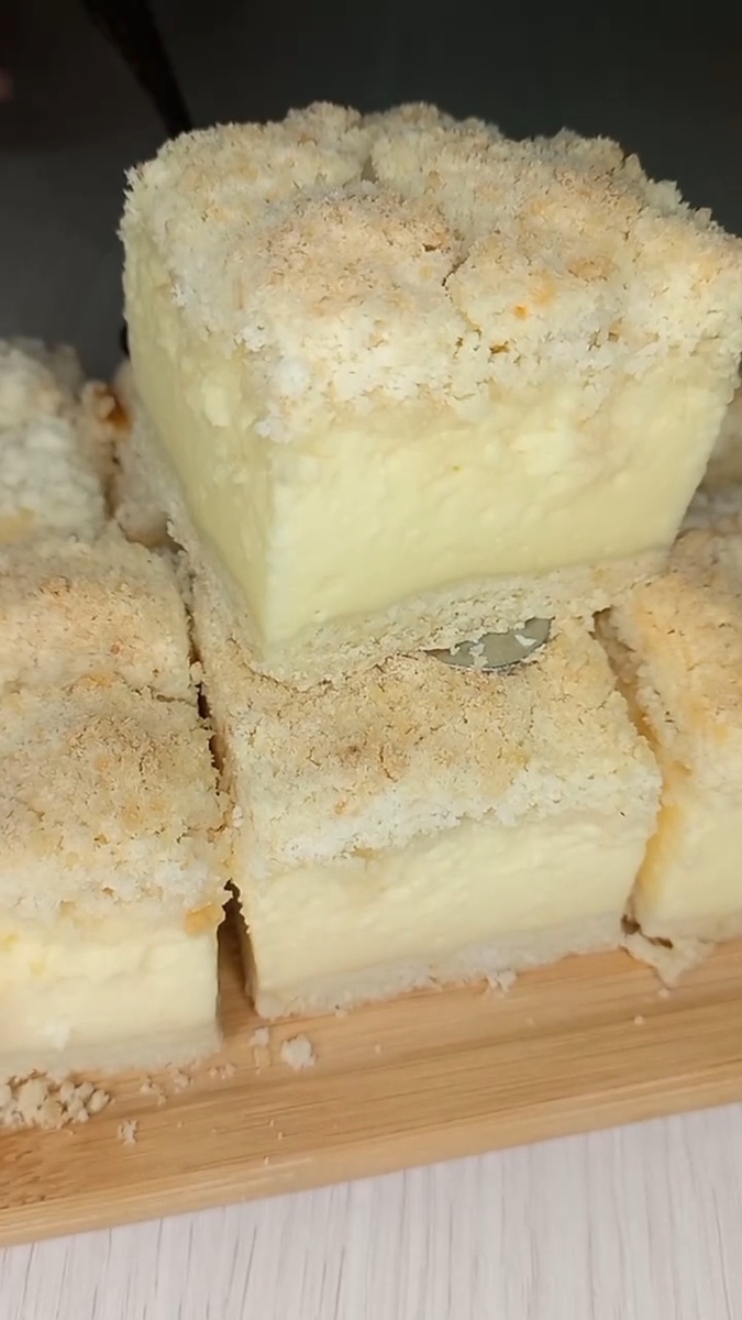 Нежный творожный пирог, который влюбляет с первого кусочка
