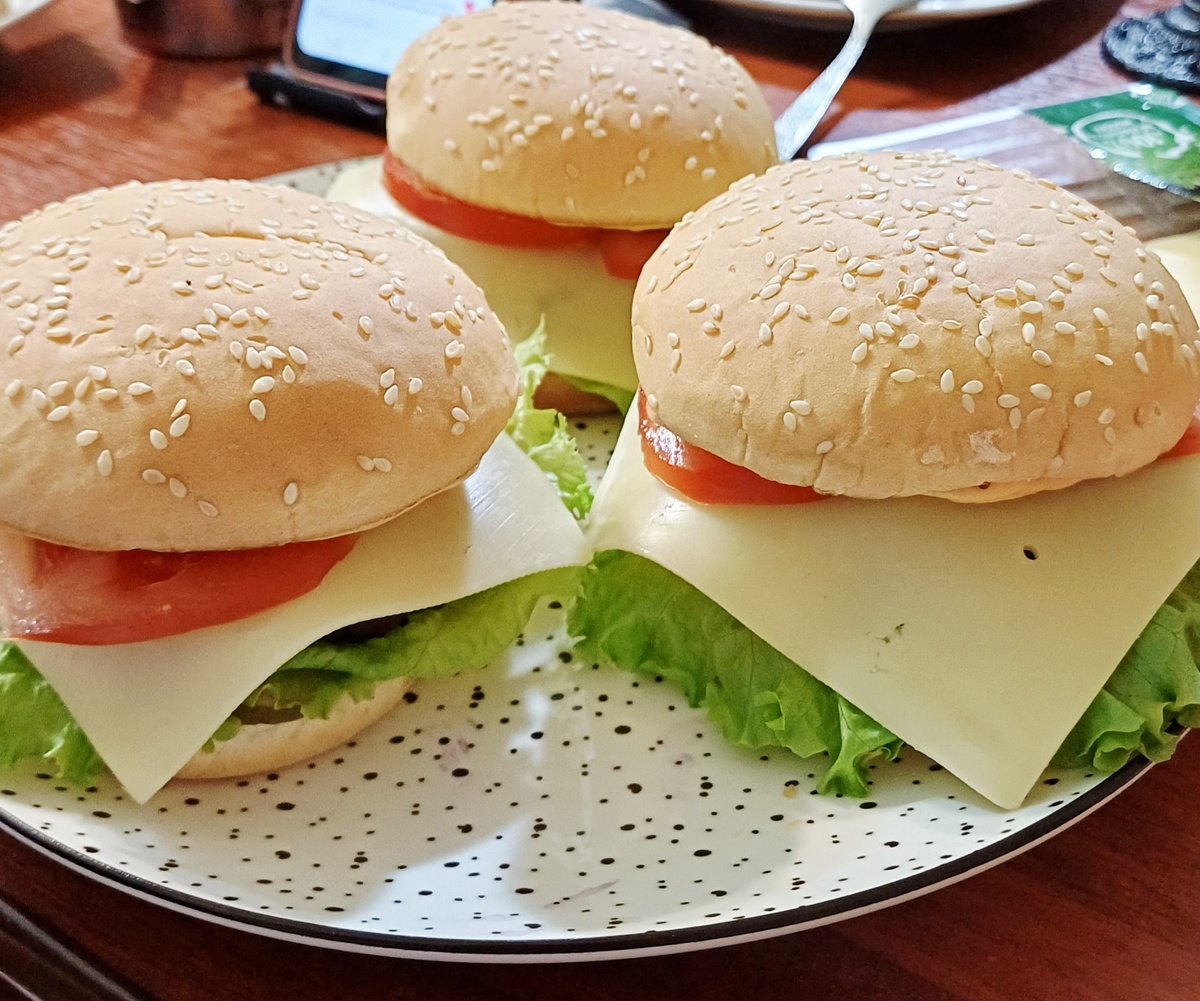 Домашние бургеры: простота и наслаждение в каждом укусе