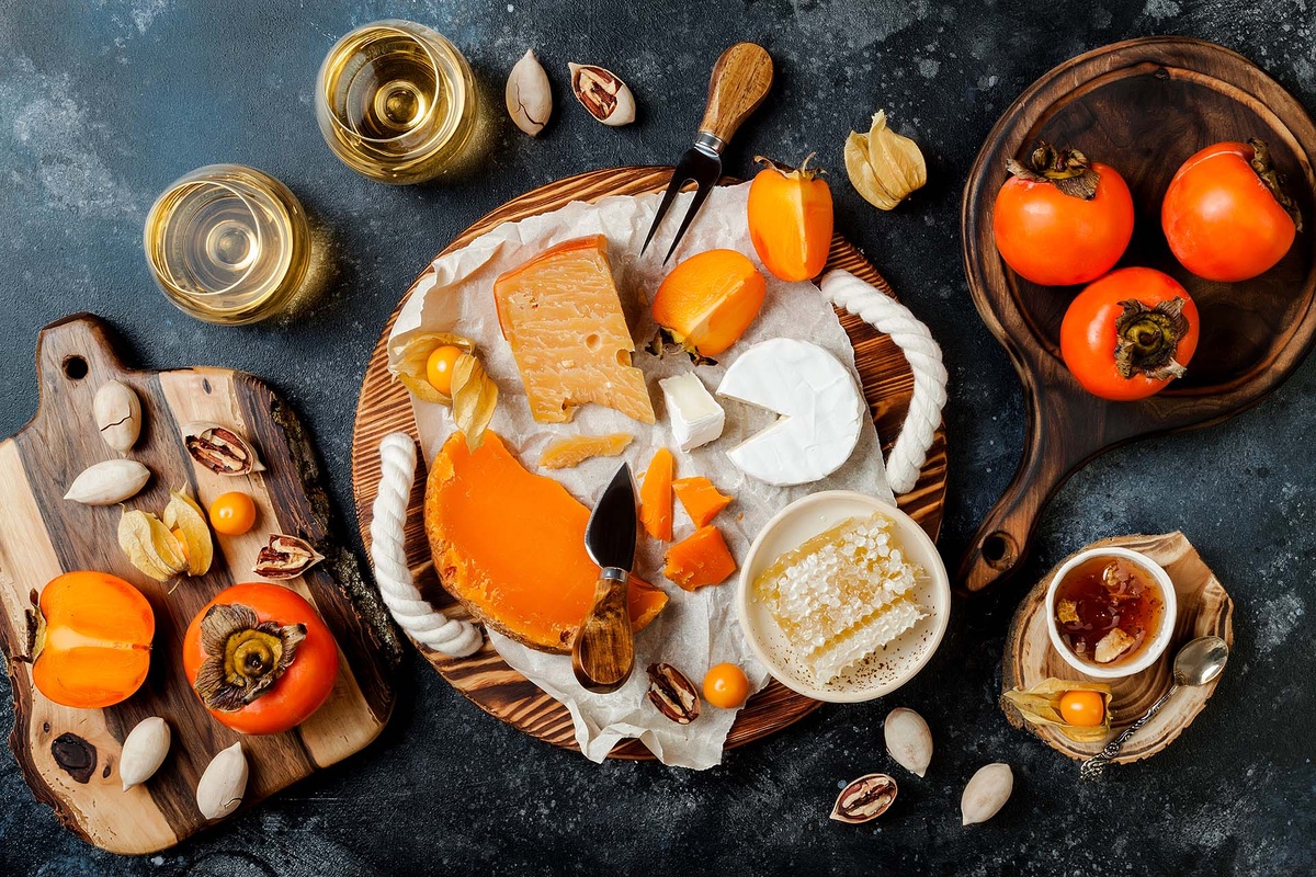 Хурма и вино: неожиданные вкусовые сочетания, которые стоит попробовать