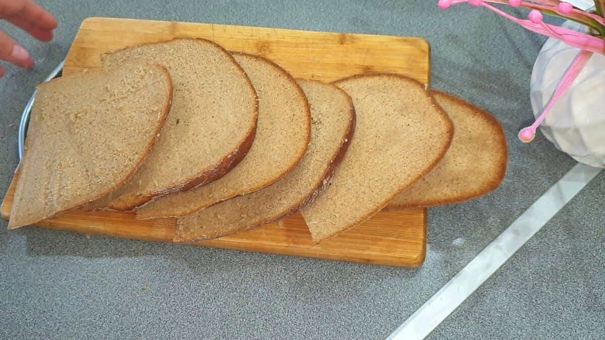 Преобразование черствого хлеба в хрустящие сухарики