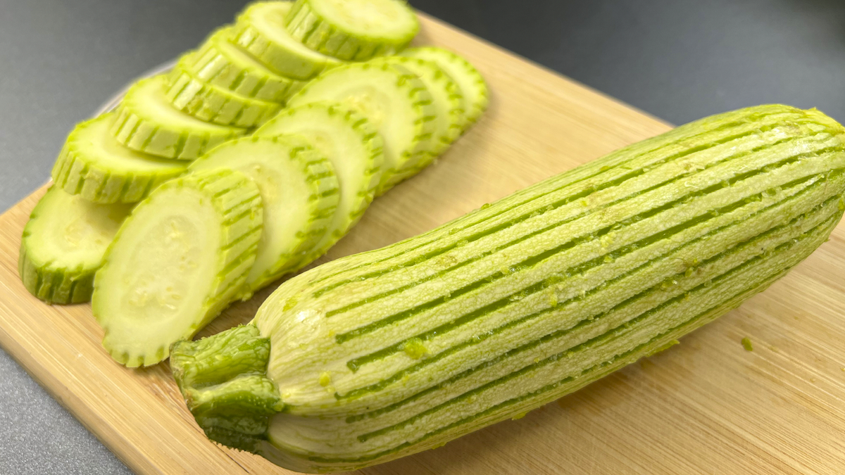 Необычные запеченные кабачки: простой и вкусный рецепт