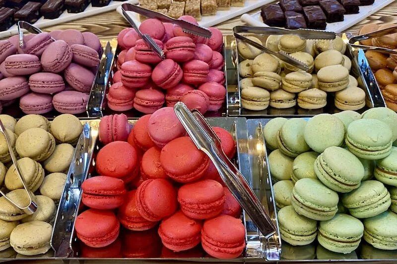 Сладкие запреты: почему отказ от сахара не делает нас стройнее?