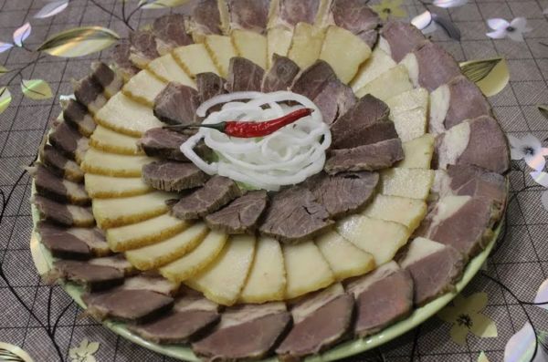 Откройте для себя жал: уникальное традиционное блюдо казахской кухни