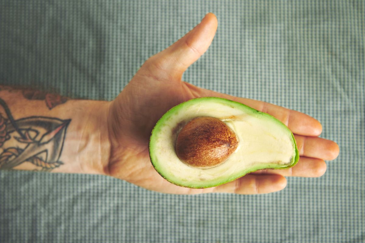 Авокадо: полезное или опасное? Разбираемся, как правильно его есть