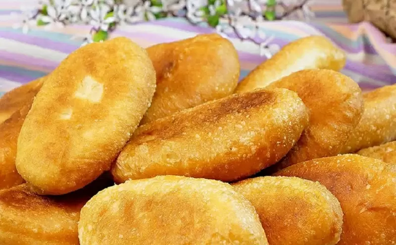 Пирожки с хрустящей корочкой: быстро и вкусно!