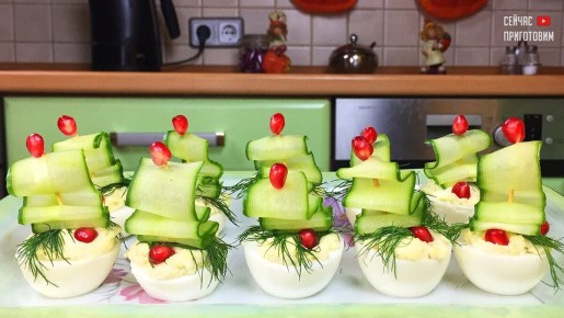Елочная закуска за 15 минут: простая и эффектная идея для праздничного стола