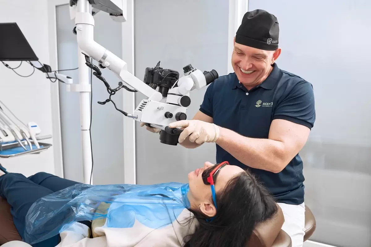 Почему ваши зубы желтеют: 9 неожиданных причин и способы решения проблемы