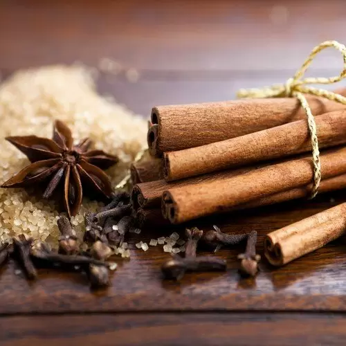 Волшебство рождественского пудинга: Специи, которые сделать его уникальным