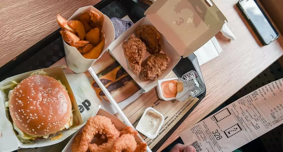 Фастфуд и здоровье мозга: как неправильное питание ведет к деменции