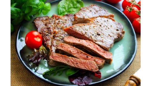 Идеальный говяжий стейк на сковороде-гриль: секреты приготовления