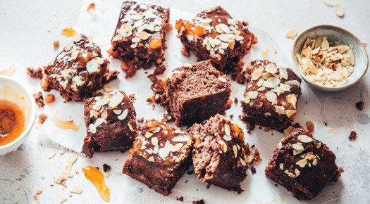 Вкусный постный десерт: медовая коврижка на весенний пост