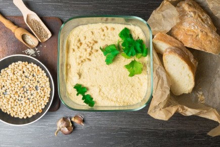 Вкусная японская закуска с тунцом и кунжутом для здорового питания