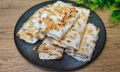 Необычные конвертики из лаваша, которые исчезают с чайного стола
